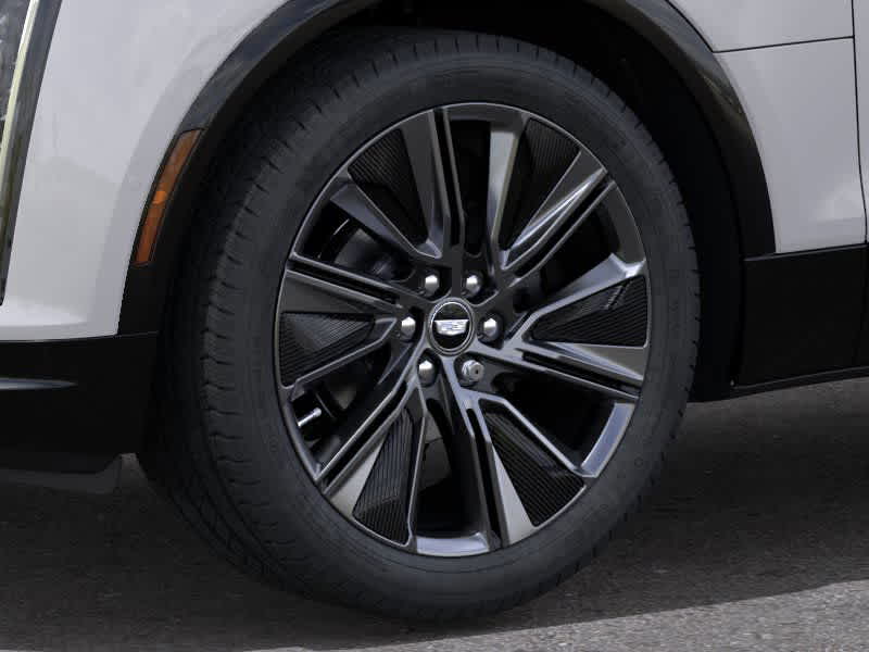 Thumbnail: 2025 Cadillac Lyriq - 9