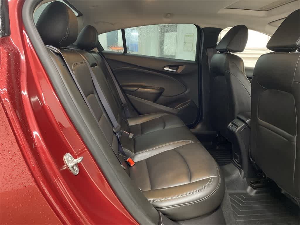 Thumbnail: 2017 Chevrolet Cruze - 18