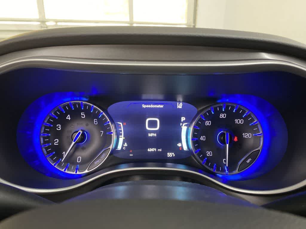 Thumbnail: 2023 Chrysler Pacifica - 26