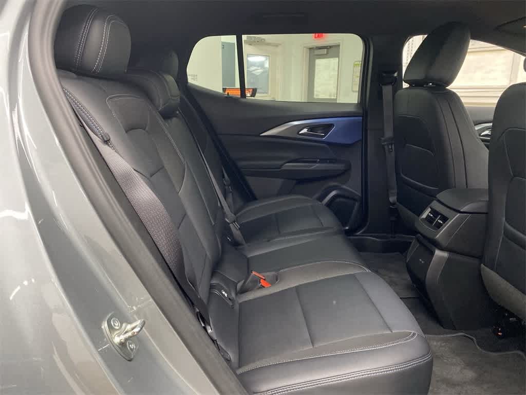 Thumbnail: 2025 Chevrolet Equinox - 17