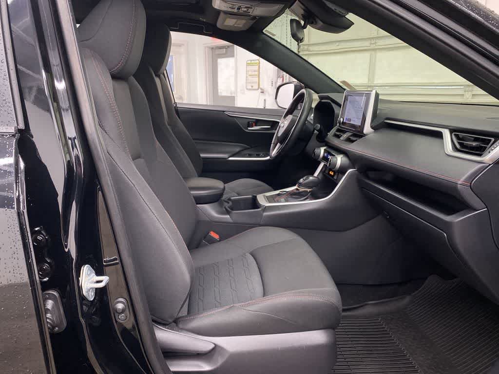 Thumbnail: 2023 Toyota RAV4 - 20