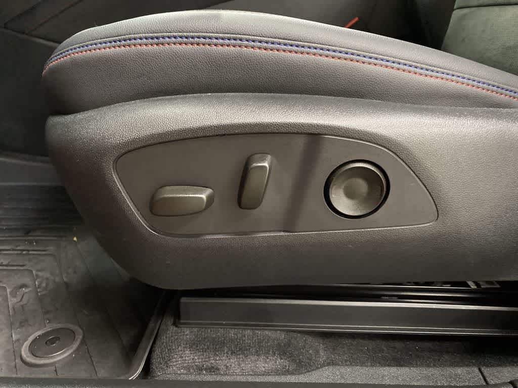 Thumbnail: 2024 Chevrolet Blazer EV - 16