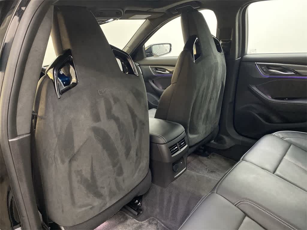 Thumbnail: 2025 Cadillac CT5 - 17