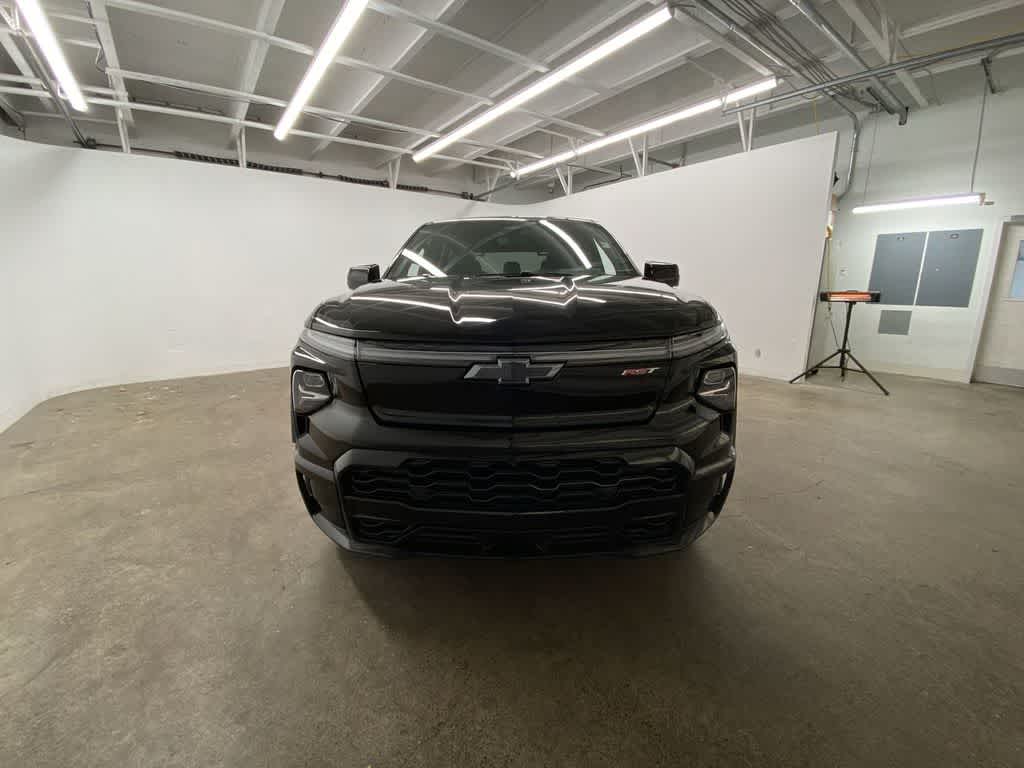 Thumbnail: 2024 Chevrolet Silverado EV - 9