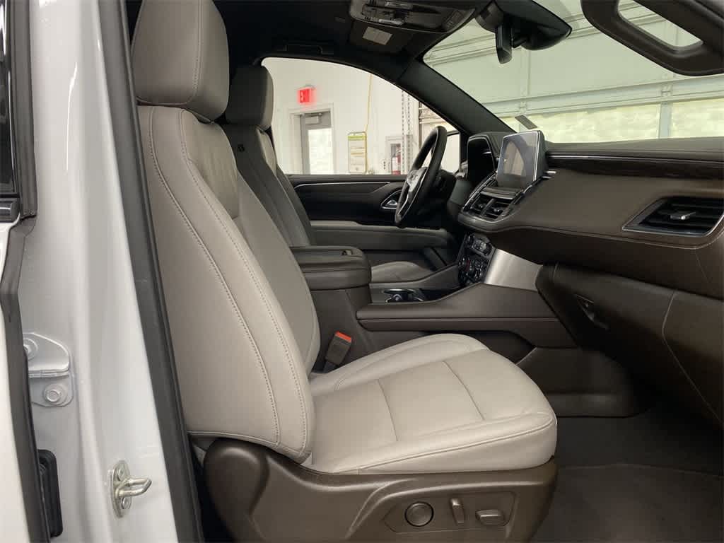 2024 Chevrolet Suburban Z71 19
