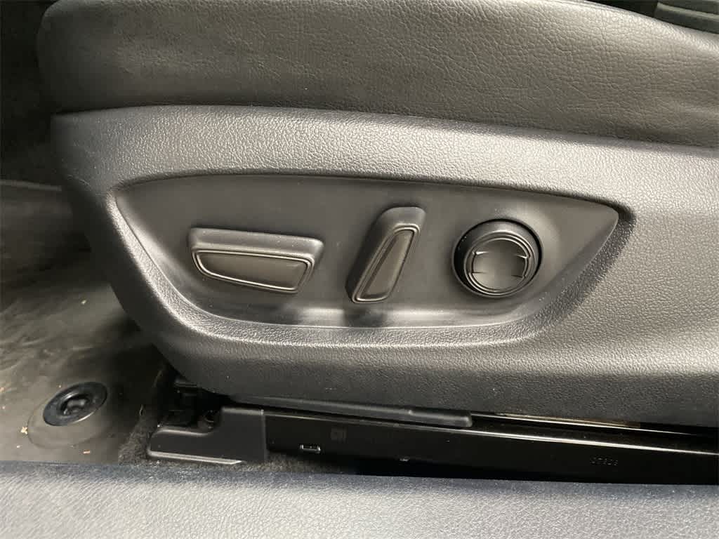 Thumbnail: 2024 Toyota Camry - 15