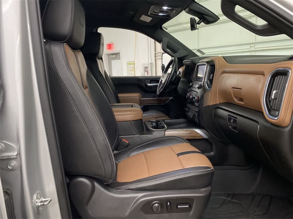 2021 Chevrolet Silverado 3500 High Country 19