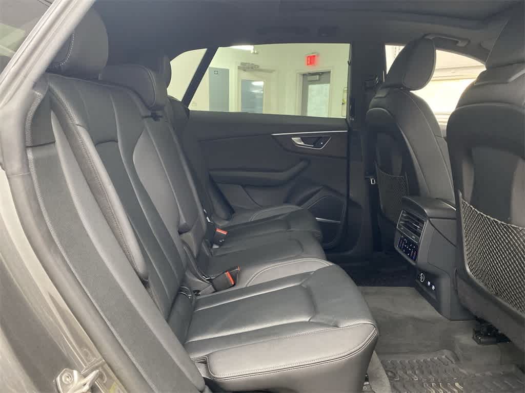 Thumbnail: 2019 Audi Q8 - 18