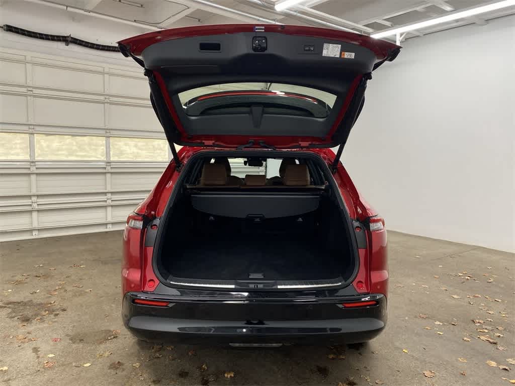 Thumbnail: 2025 Toyota Crown Signia - 29