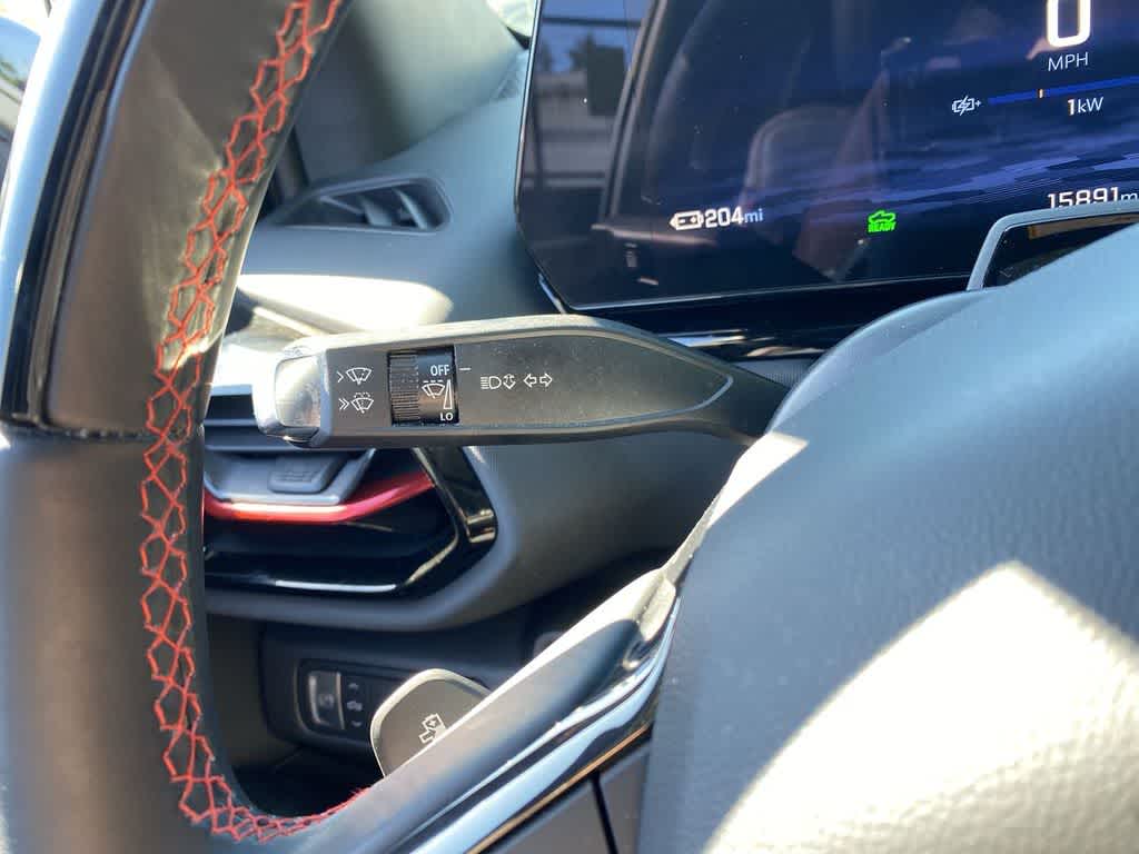 Thumbnail: 2025 Chevrolet Silverado EV - 22