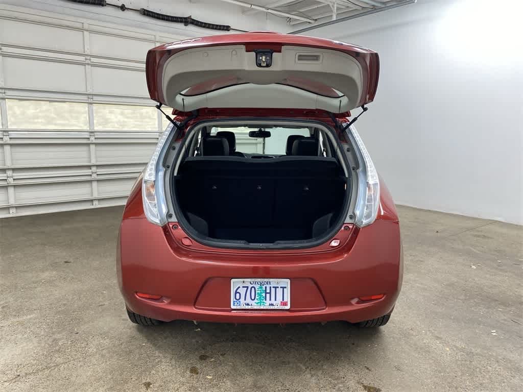 Thumbnail: 2013 Nissan Leaf - 30
