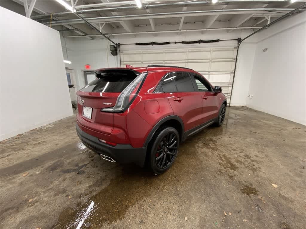 Thumbnail: 2021 Cadillac XT4 - 6