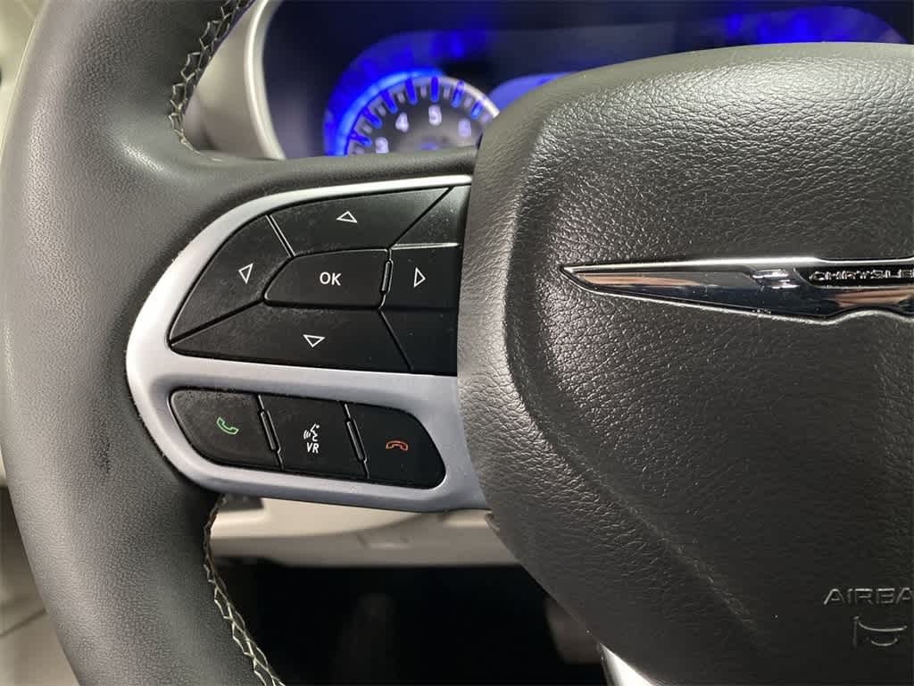 Thumbnail: 2024 Chrysler Pacifica - 21