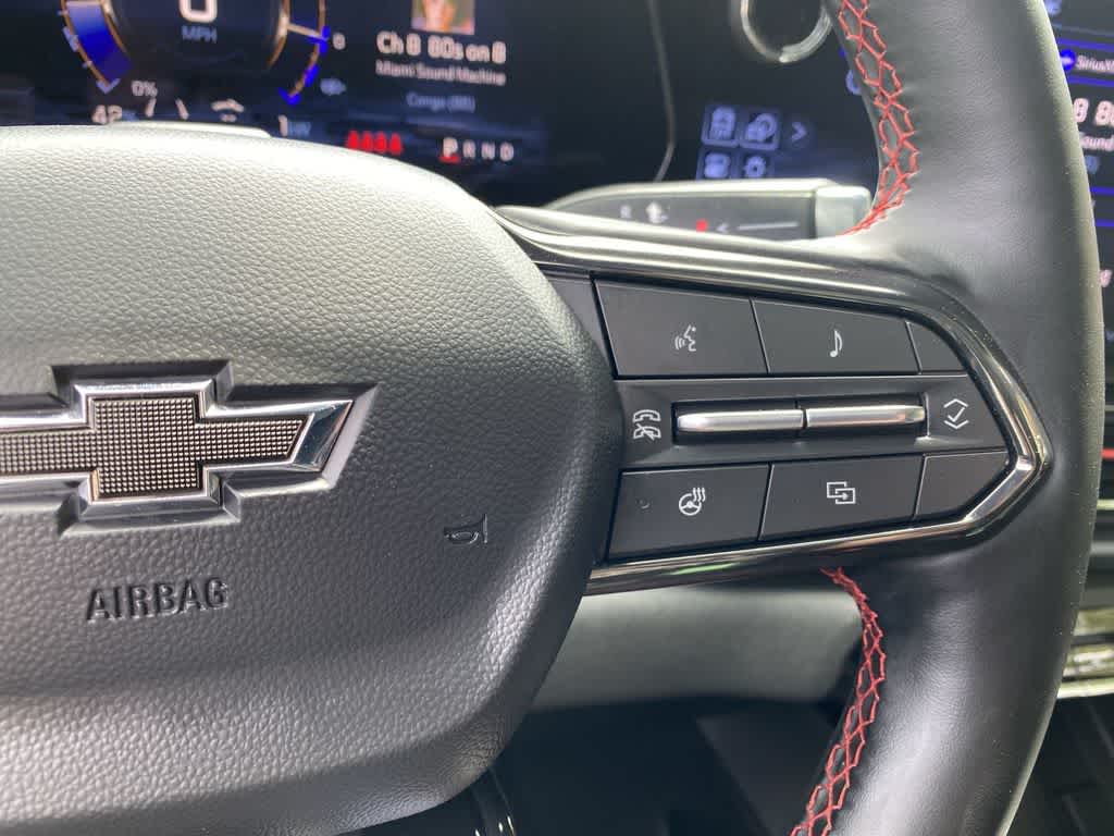 Thumbnail: 2025 Chevrolet Silverado EV - 21