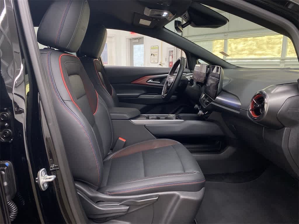 Thumbnail: 2024 Chevrolet Equinox - 20