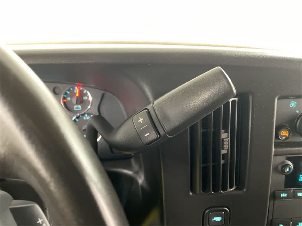 2023 Chevrolet Express 2500 25