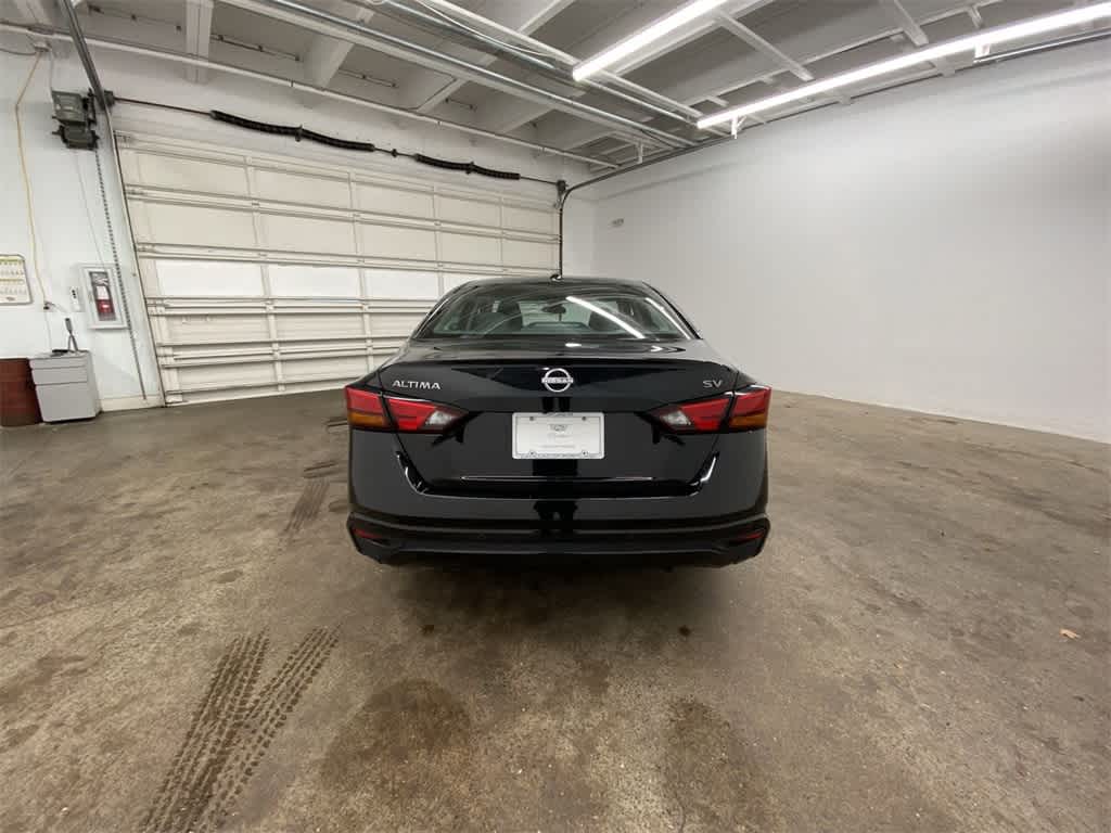 Thumbnail: 2024 Nissan Altima - 5