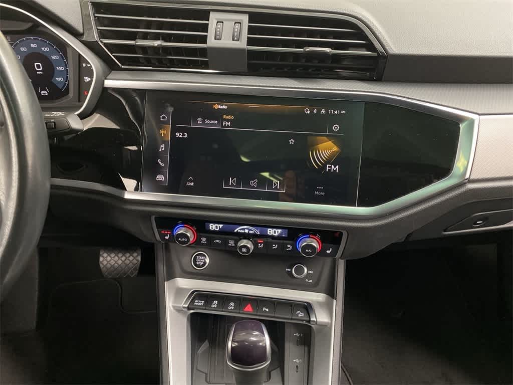 Thumbnail: 2024 Audi Q3 - 25