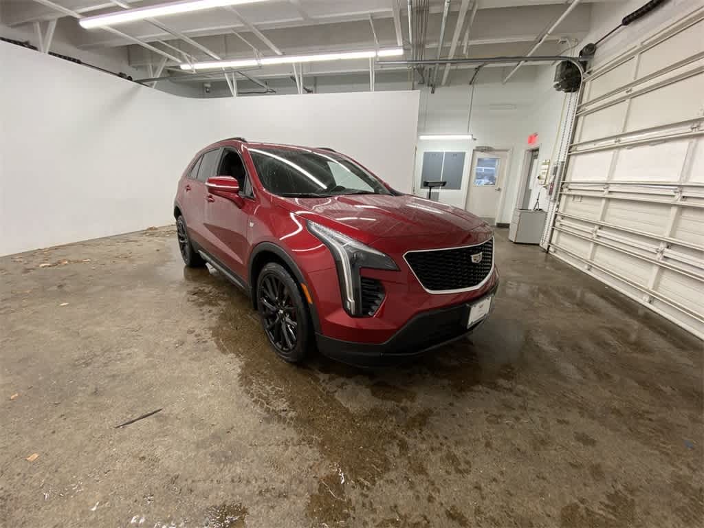 Thumbnail: 2021 Cadillac XT4 - 8