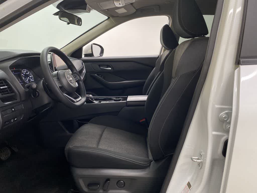 Thumbnail: 2024 Nissan Rogue - 13