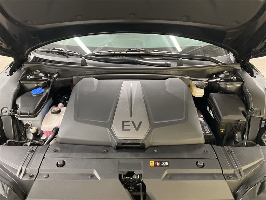 Thumbnail: 2023 Kia EV6 - 12