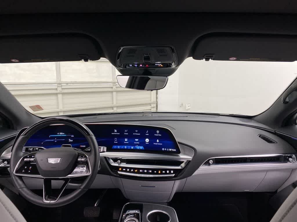 Thumbnail: 2025 Cadillac Lyriq - 13