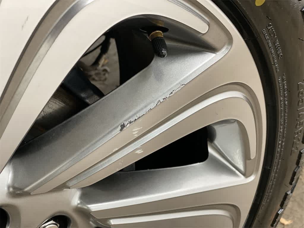 Thumbnail: 2024 Lincoln Navigator L - 32