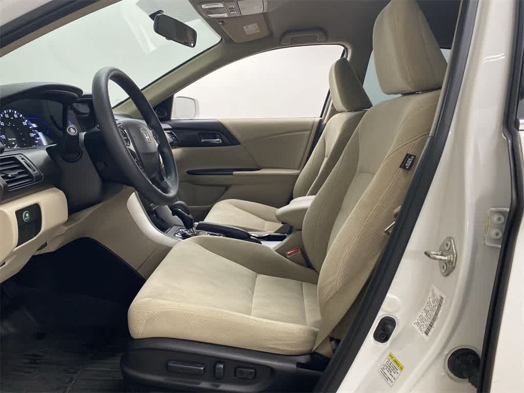 Thumbnail: 2015 Honda Accord - 15