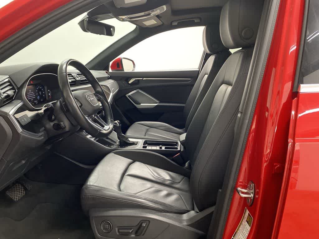 Thumbnail: 2024 Audi Q3 - 14