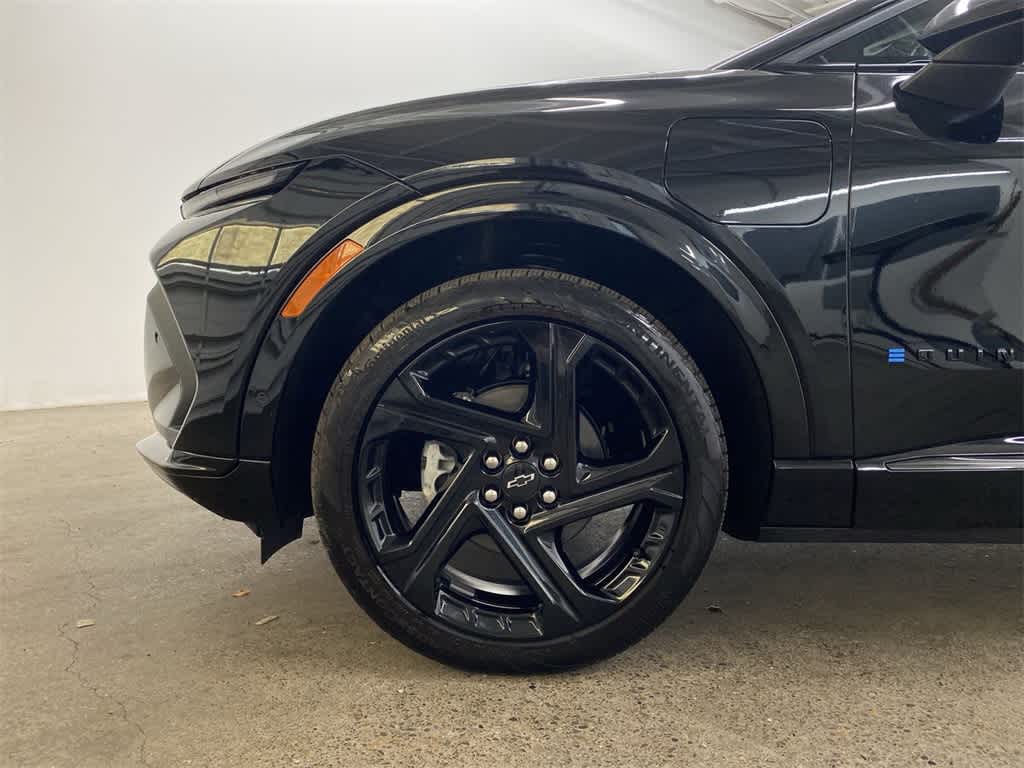 Thumbnail: 2024 Chevrolet Equinox - 11