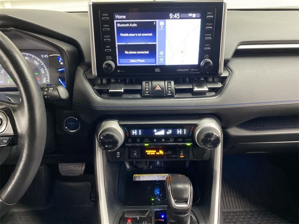 Thumbnail: 2020 Toyota RAV4 - 25