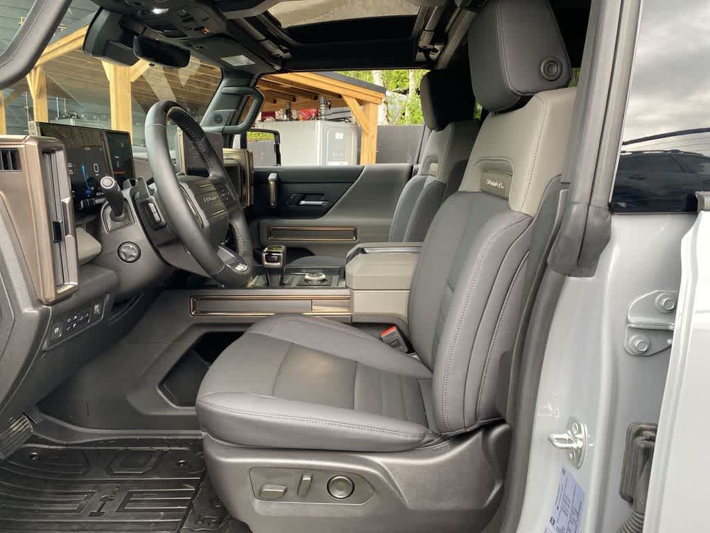 Thumbnail: 2025 GMC Hummer EV - 13
