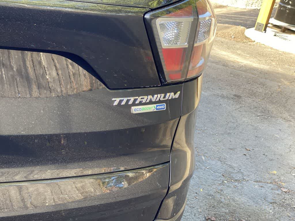 Thumbnail: 2017 Ford Escape - 11