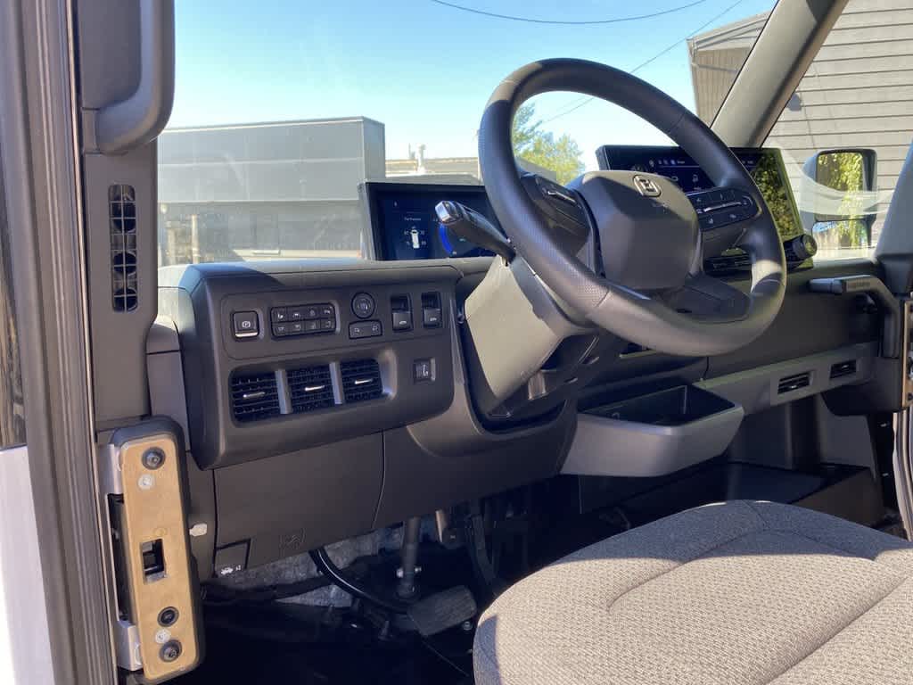 Used 2024 Chevrolet BrightDrop Zevo 600 with VIN 2G5ZJ3TY9R9101989 for sale in Medford, OR