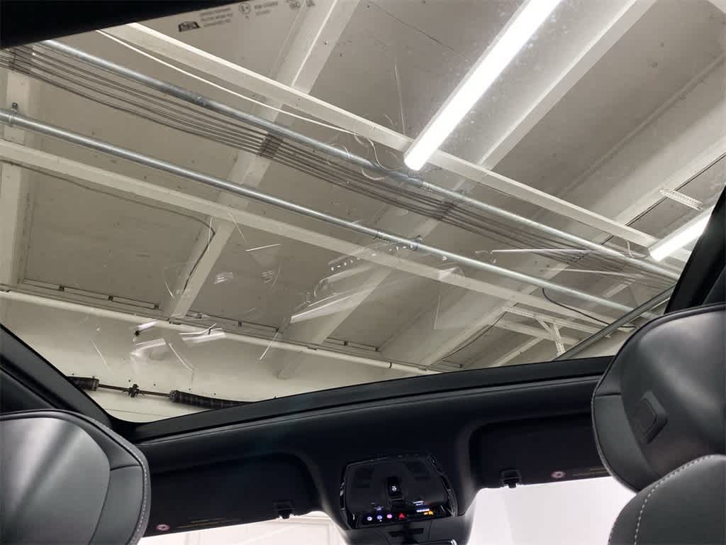 Thumbnail: 2025 Cadillac Lyriq - 19