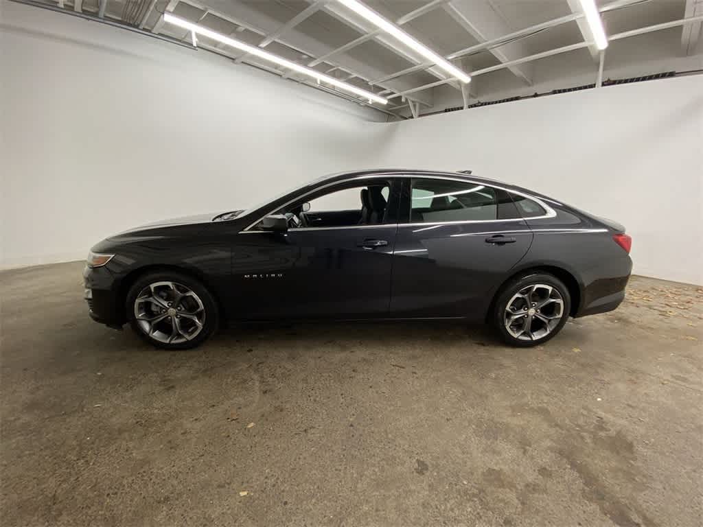 Thumbnail: 2023 Chevrolet Malibu - 3