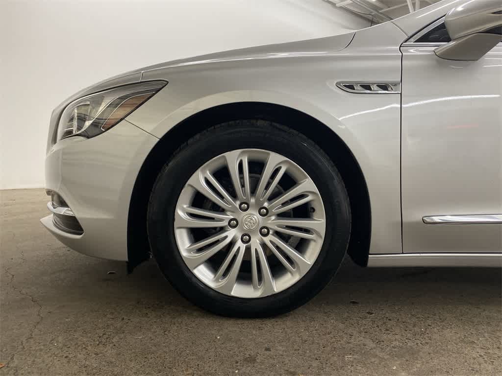 Thumbnail: 2018 Buick LaCrosse - 11