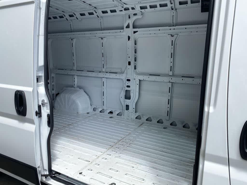 Thumbnail: 2026 RAM ProMaster - 16