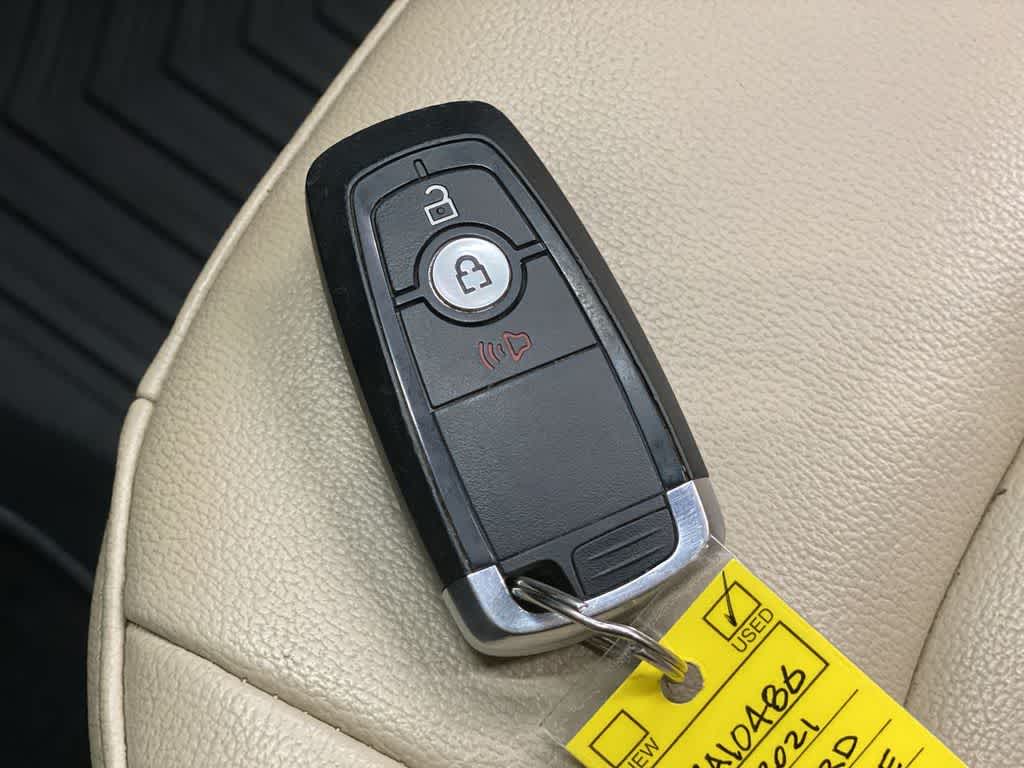 Thumbnail: 2021 Ford Edge - 30