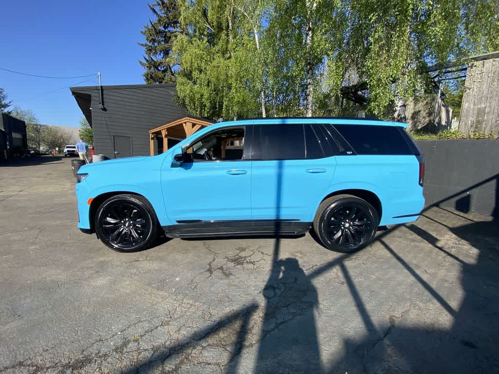 Thumbnail: 2021 Cadillac Escalade - 3