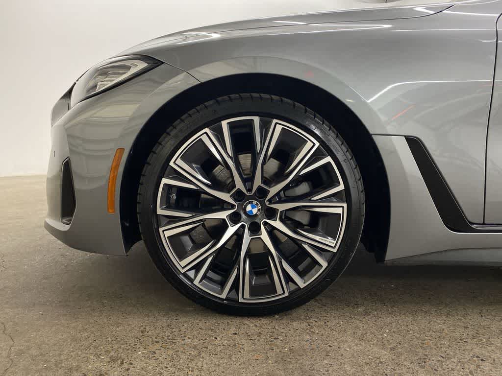 Thumbnail: 2023 BMW 4 Series - 11