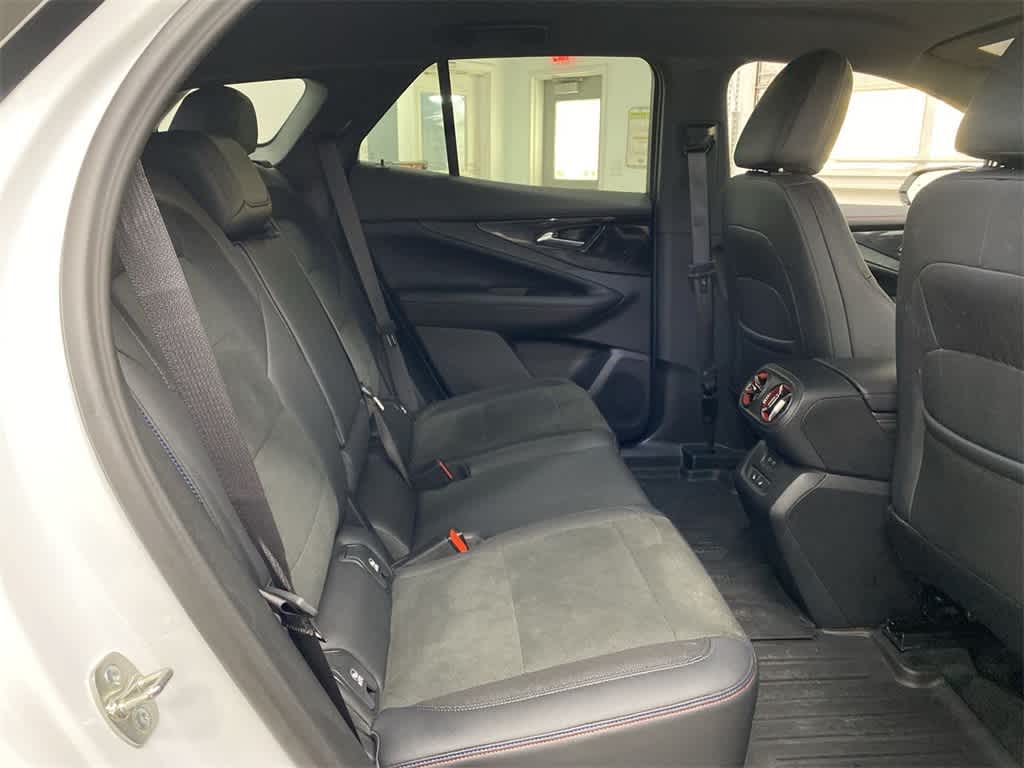 Thumbnail: 2024 Chevrolet Blazer EV - 19