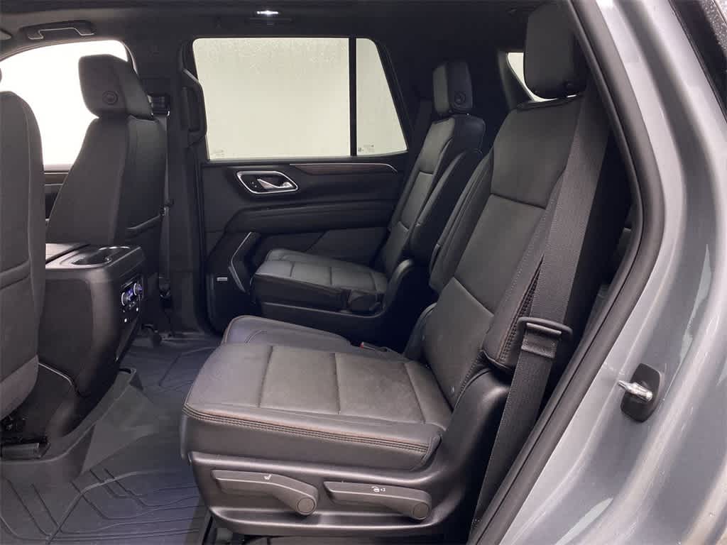 Thumbnail: 2024 Chevrolet Tahoe - 17