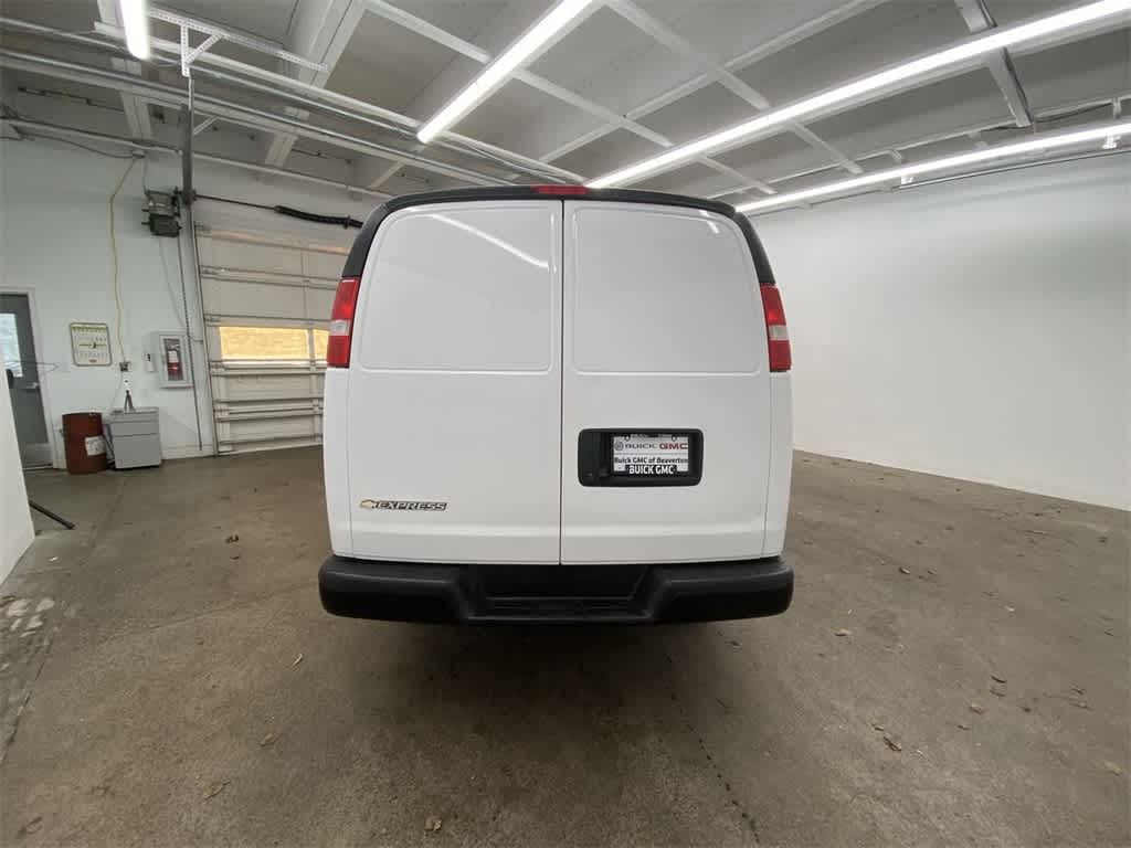2023 Chevrolet Express 2500 5