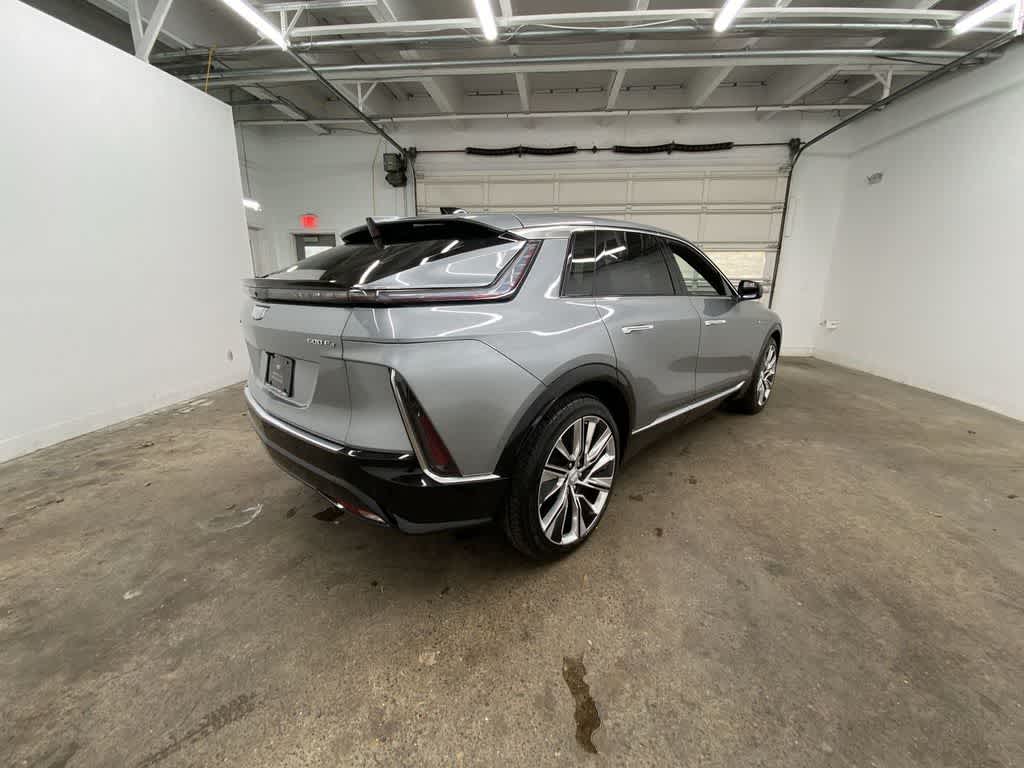 Thumbnail: 2024 Cadillac Lyriq - 6