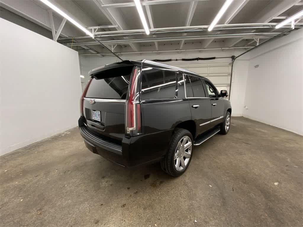 Thumbnail: 2019 Cadillac Escalade - 6