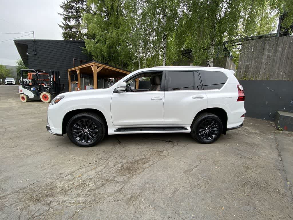 Thumbnail: 2020 Lexus GX - 3