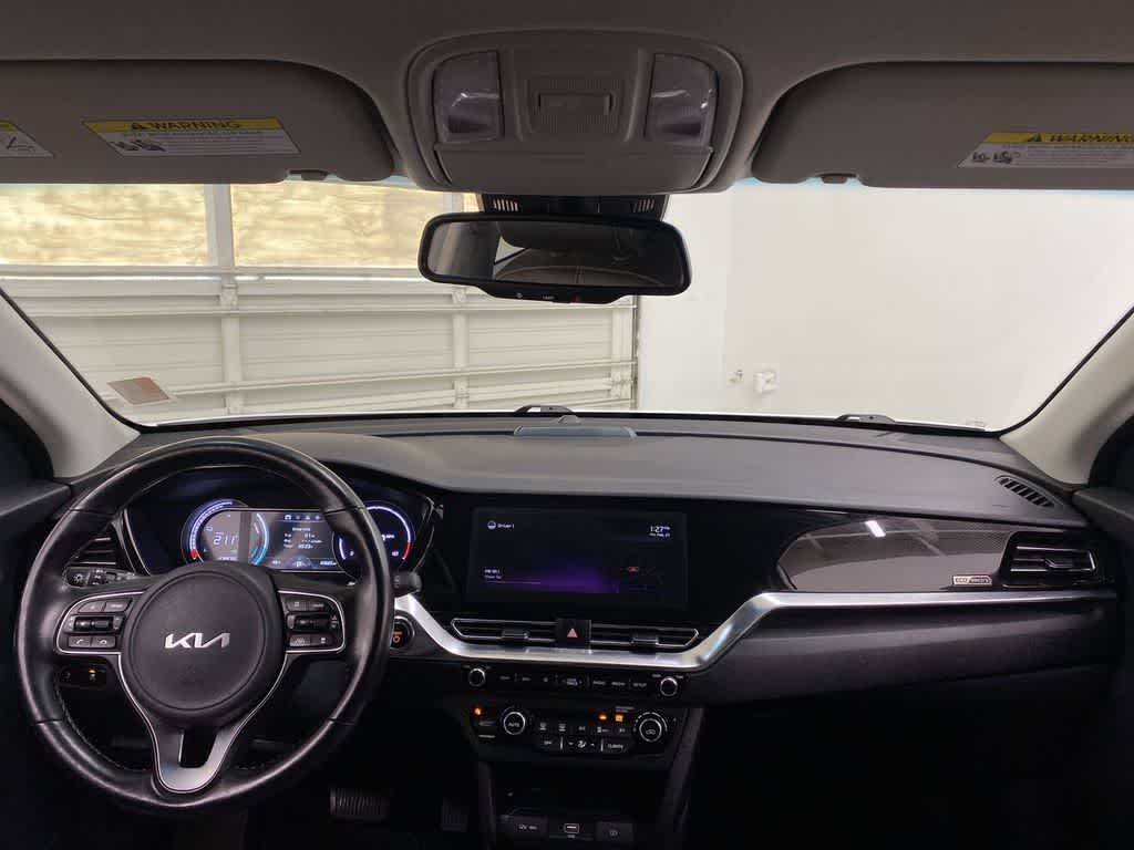 Thumbnail: 2022 Kia Niro - 14