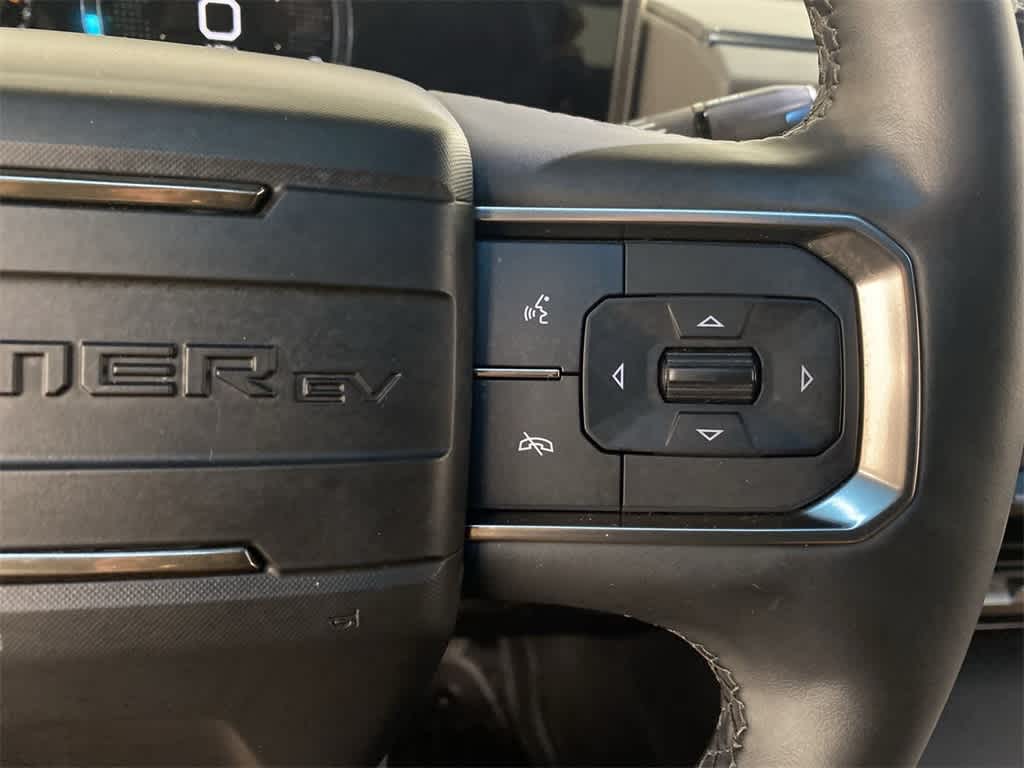 Thumbnail: 2025 GMC Hummer EV - 22