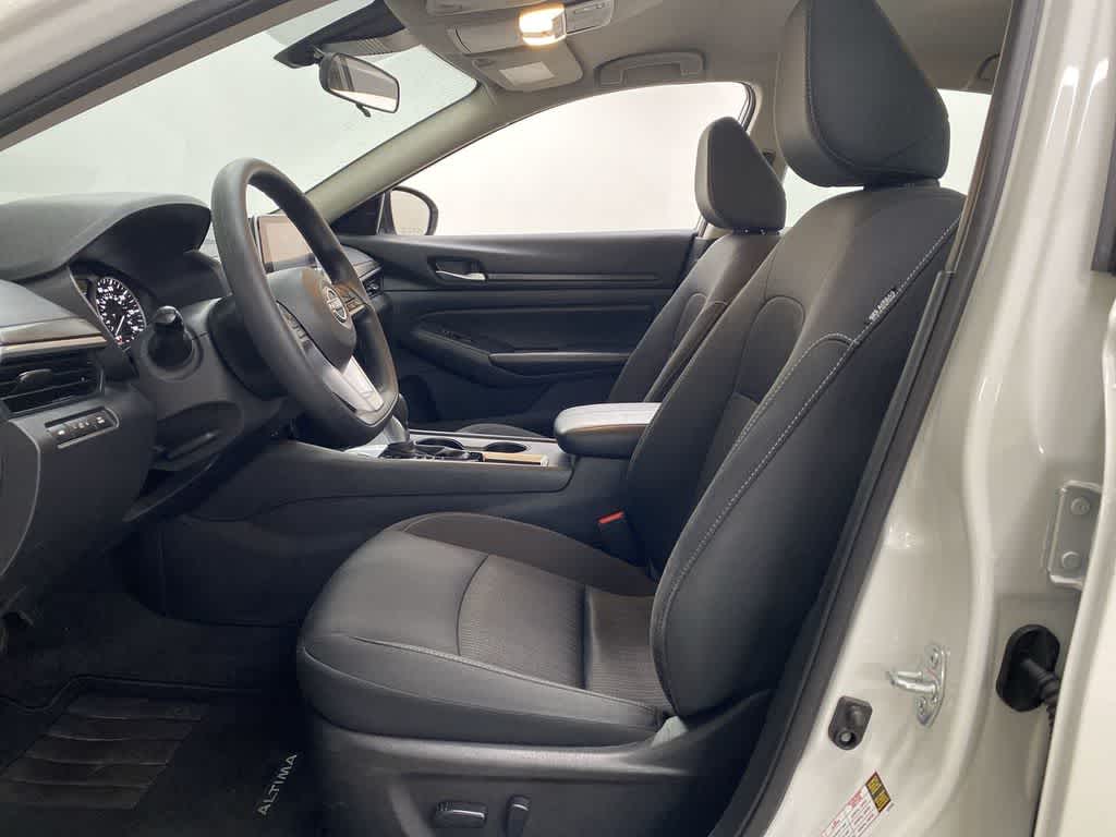 Thumbnail: 2025 Nissan Altima - 13